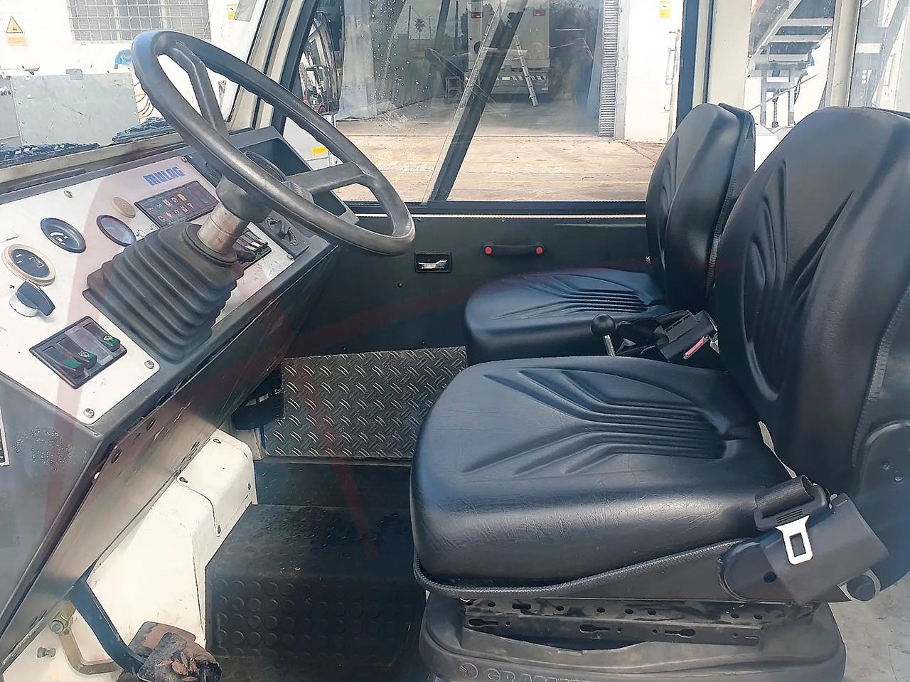 MULAG COMET 3 - Bagagetraktor: billede 3 MULAG COMET 3 - Bagagetraktor: billede 3