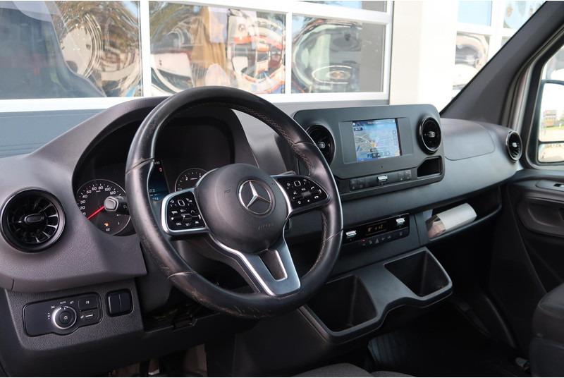 Mercedes-Benz Sprinter 319 3.0 CDI L2H2 V6 AUT/ 360/ LED/ MBUX/ ACC/ CLIMA/ STANDKACH - Varevogn: billede 2 Mercedes-Benz Sprinter 319 3.0 CDI L2H2 V6 AUT/ 360/ LED/ MBUX/ ACC/ CLIMA/ STANDKACH - Varevogn: billede 2