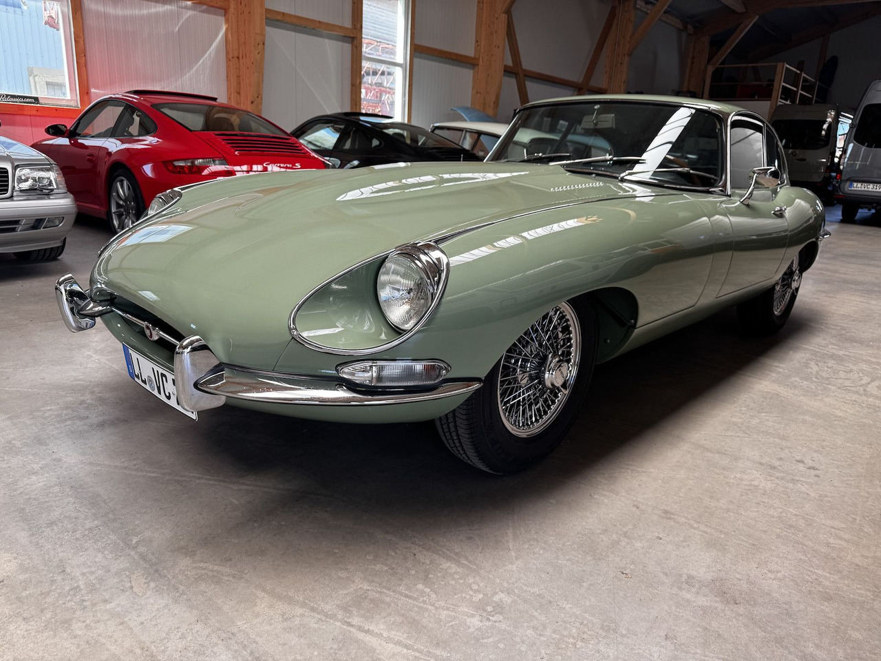 Jaguar E-Type 4.2 Litre Serie 1.5 FHC - Bil: billede 1 Jaguar E-Type 4.2 Litre Serie 1.5 FHC - Bil: billede 1