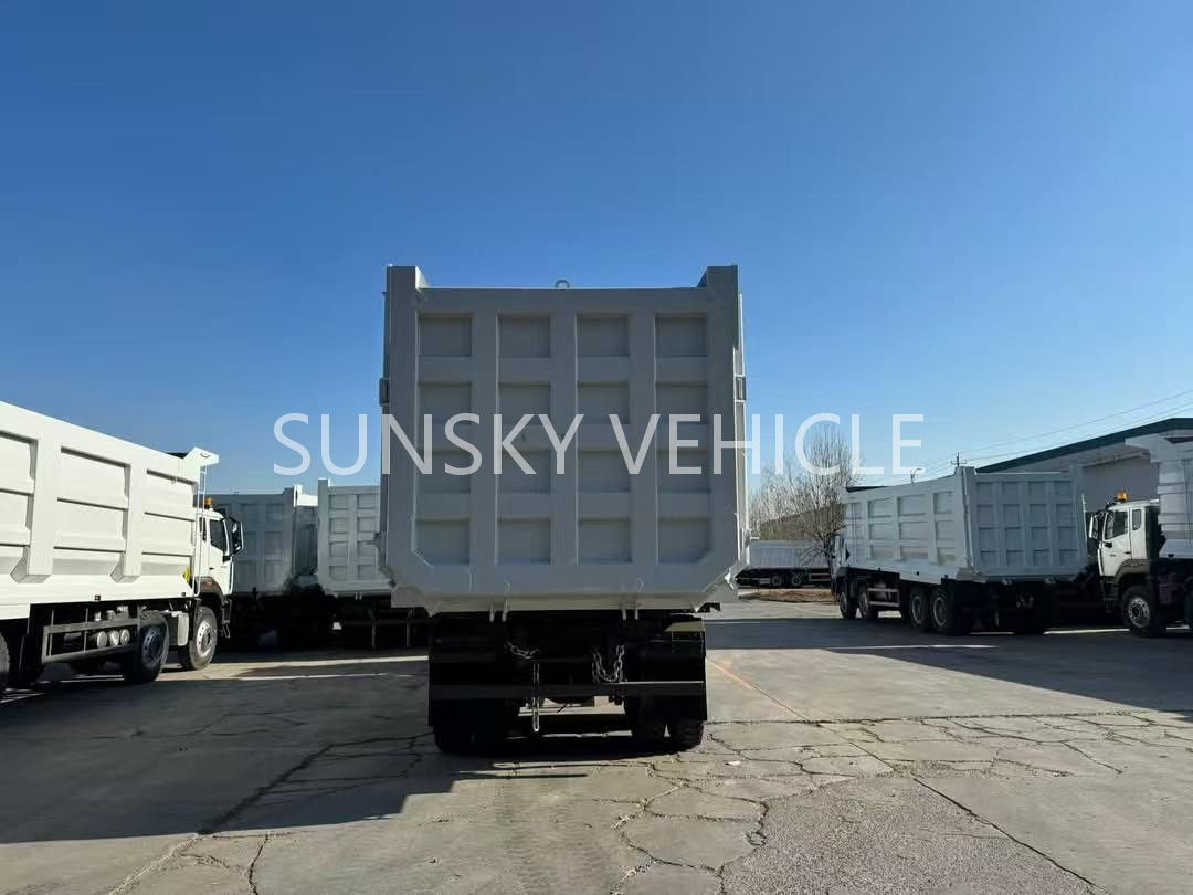 HOHAN Brand New 8X4 400HP Dump Truck - Tipvogn lastbil: billede 4 HOHAN Brand New 8X4 400HP Dump Truck - Tipvogn lastbil: billede 4