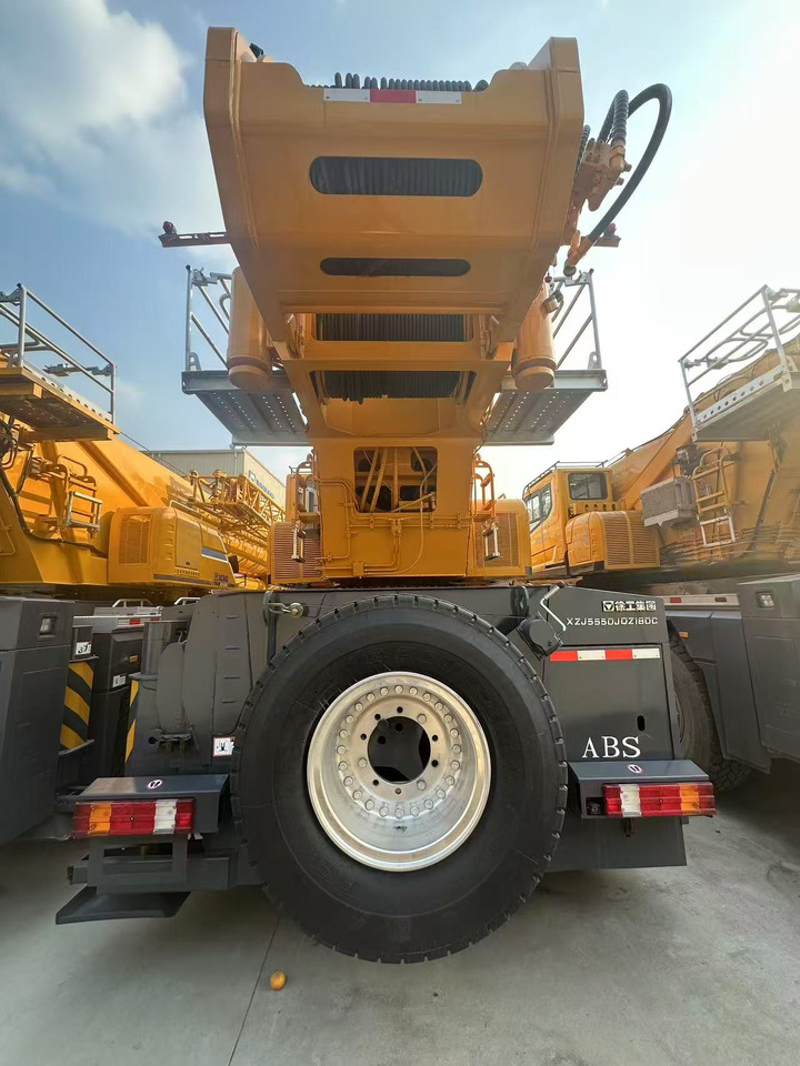 XCMG Official Used Mobile Hydraulic Truck Cranes XCA180L8C All Terrain Cranes Price - Alle terræn kran: billede 5 XCMG Official Used Mobile Hydraulic Truck Cranes XCA180L8C All Terrain Cranes Price - Alle terræn kran: billede 5