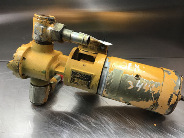 Liebherr A900 B / A900 Li / A900C / A902 INDUSTRIAL / A902 Li - Brændstofpumpe: billede 3 Liebherr A900 B / A900 Li / A900C / A902 INDUSTRIAL / A902 Li - Brændstofpumpe: billede 3