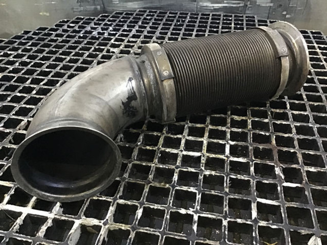 Liebherr Exhaust Hose - Udstødningsrør: billede 1 Liebherr Exhaust Hose - Udstødningsrør: billede 1