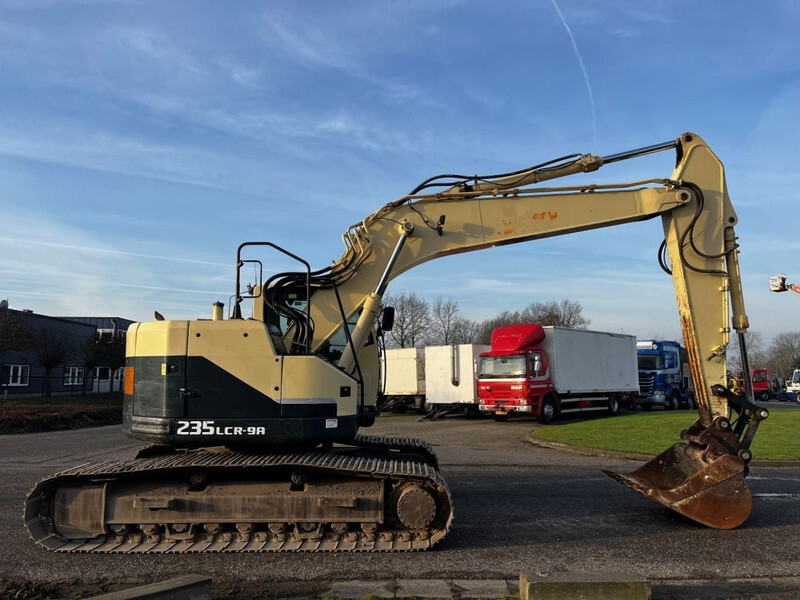 Hyundai Robex 235LCR-9A - Bæltegravemaskine: billede 2 Hyundai Robex 235LCR-9A - Bæltegravemaskine: billede 2