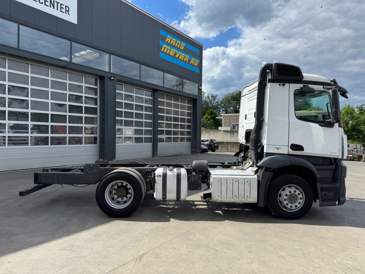 MERCEDES Antos 1851 4x2 - Lastbil chassis: billede 4 MERCEDES Antos 1851 4x2 - Lastbil chassis: billede 4