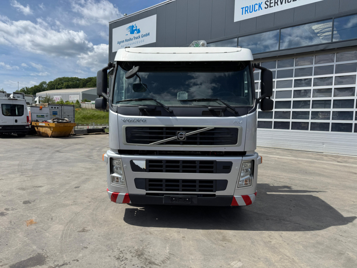 VOLVO FM-400 4x2 Bonfiglioli 15000-4 - Lastbil med kran: billede 3 VOLVO FM-400 4x2 Bonfiglioli 15000-4 - Lastbil med kran: billede 3