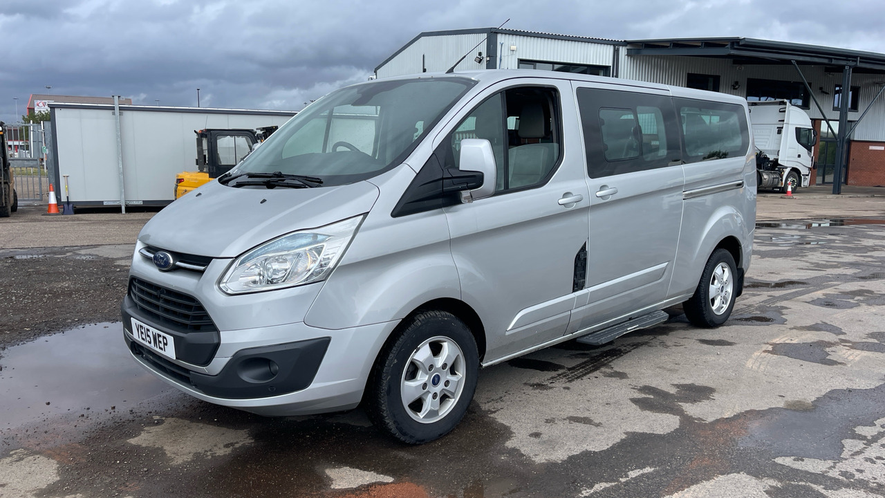 FORD TOURNEO CUSTOM 300 2.2 TDCi 125PS - Minibus, Persontransport: billede 2 FORD TOURNEO CUSTOM 300 2.2 TDCi 125PS - Minibus, Persontransport: billede 2
