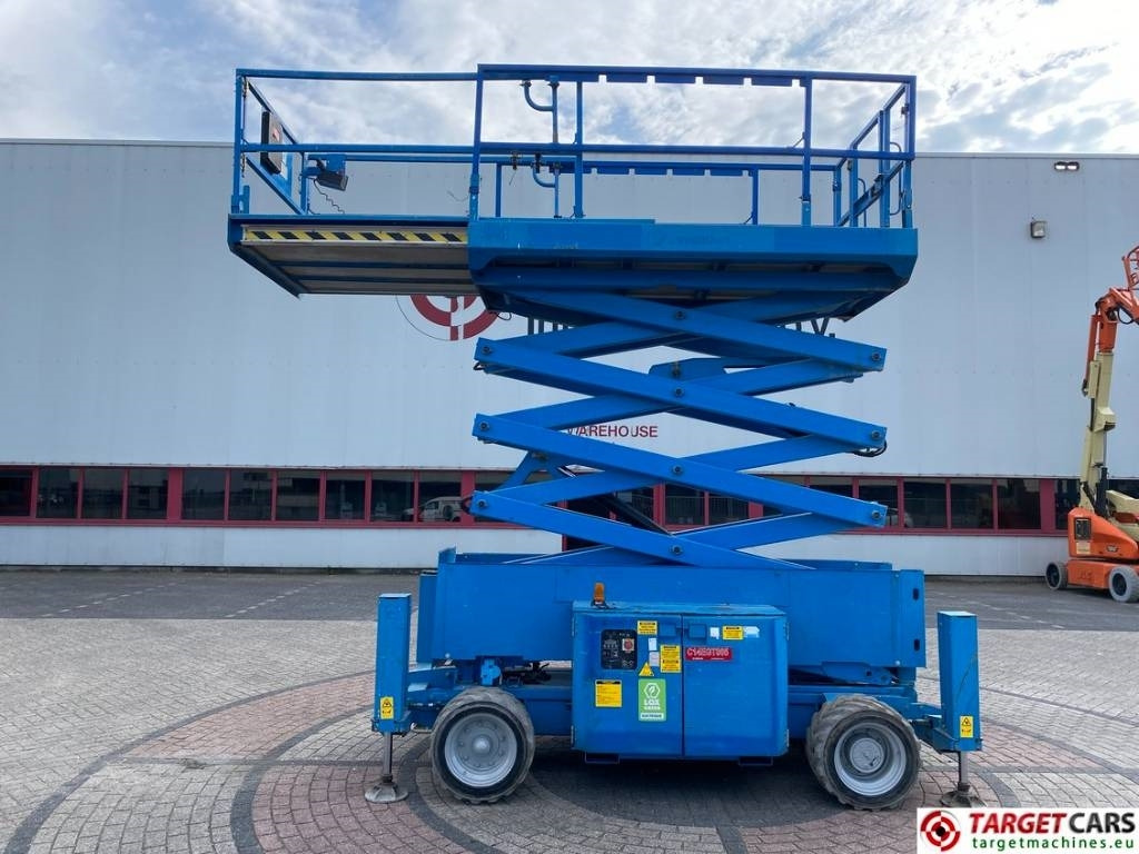 Genie GS-4069DC Electric 4x4 Scissor Work Lift 1412cm - Sakselift: billede 5 Genie GS-4069DC Electric 4x4 Scissor Work Lift 1412cm - Sakselift: billede 5