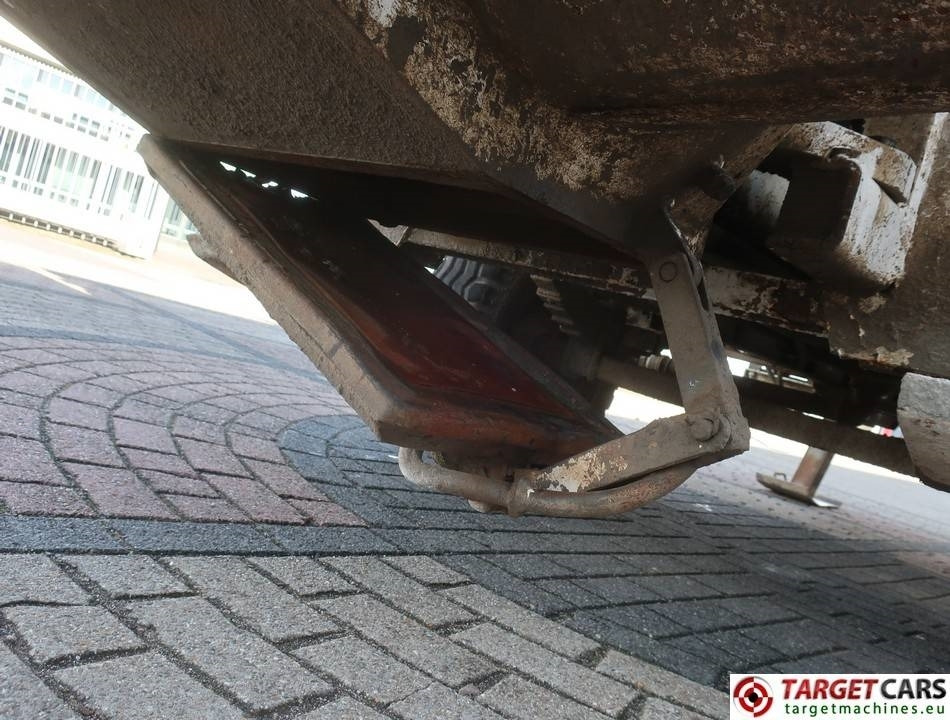 Leje en Mecbo Car P4.65 APV/D Concrete Diesel Pump 65m3/h  Mecbo Car P4.65 APV/D Concrete Diesel Pump 65m3/h: billede 19