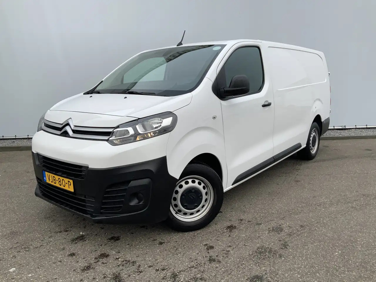 Citroen Jumpy 2.0 BlueHDI 120 XL Club Airco Cruise Navi 3 Zits E - Små varebil: billede 1 Citroen Jumpy 2.0 BlueHDI 120 XL Club Airco Cruise Navi 3 Zits E - Små varebil: billede 1