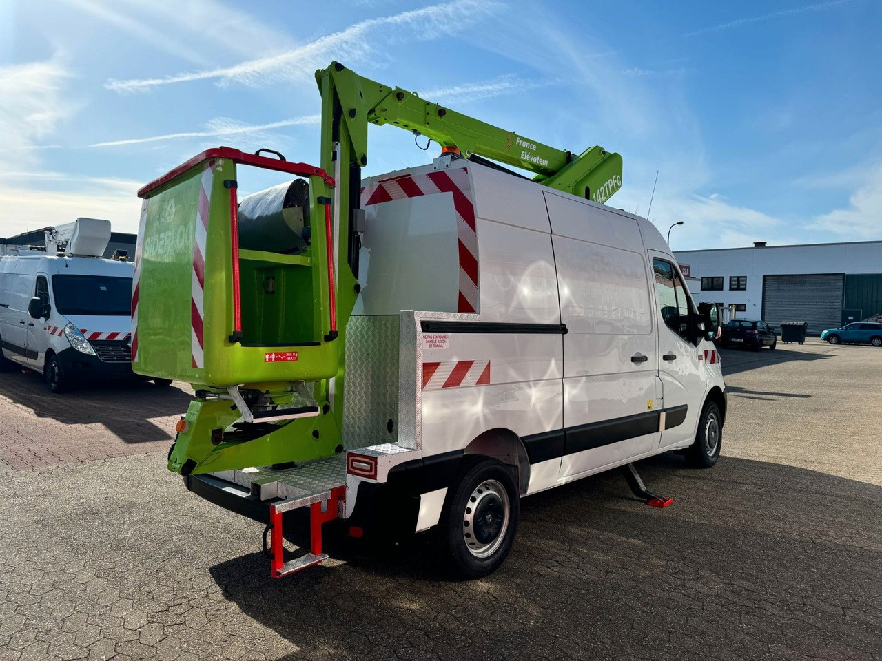 Renault Master Steiger France Elévateur 142 TPFc - Lastbil med mandskabslift: billede 4 Renault Master Steiger France Elévateur 142 TPFc - Lastbil med mandskabslift: billede 4