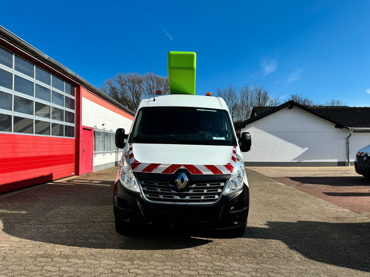 Renault Master Steiger France Elévateur 142 TPFc - Lastbil med mandskabslift: billede 2 Renault Master Steiger France Elévateur 142 TPFc - Lastbil med mandskabslift: billede 2