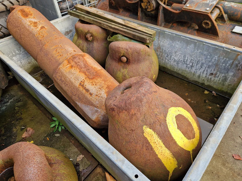 Diversen stalen sloopkogels / sloopbeulen - Hydrauliske sakse for Entreprenørmaskin: billede 1 Diversen stalen sloopkogels / sloopbeulen - Hydrauliske sakse for Entreprenørmaskin: billede 1