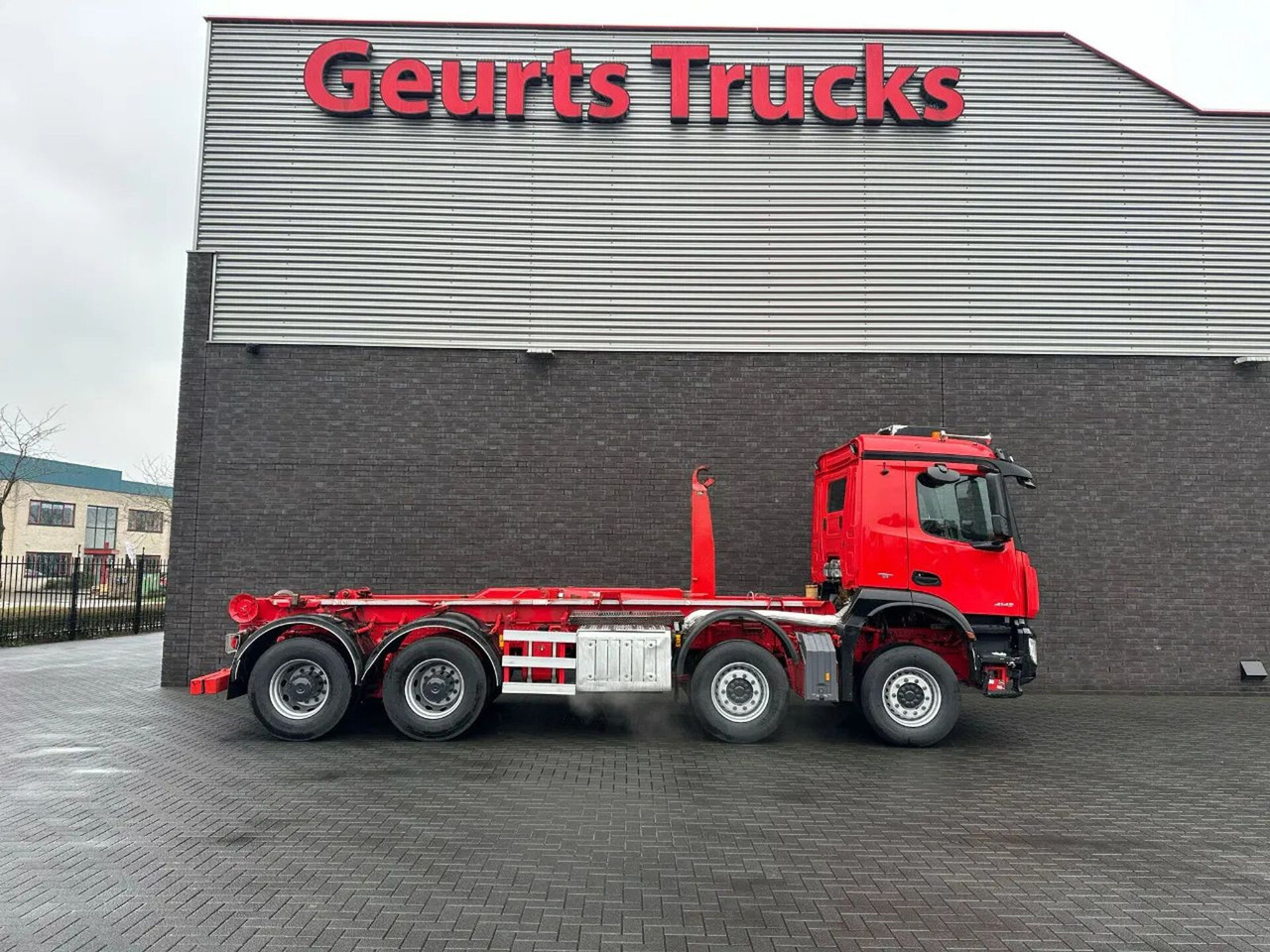 Mercedes-Benz Arocs 8X4 VDL S-30-6600 HAAKARMSYSTEEM/ABROLLKIP - Lastbil kroghejs: billede 4 Mercedes-Benz Arocs 8X4 VDL S-30-6600 HAAKARMSYSTEEM/ABROLLKIP - Lastbil kroghejs: billede 4