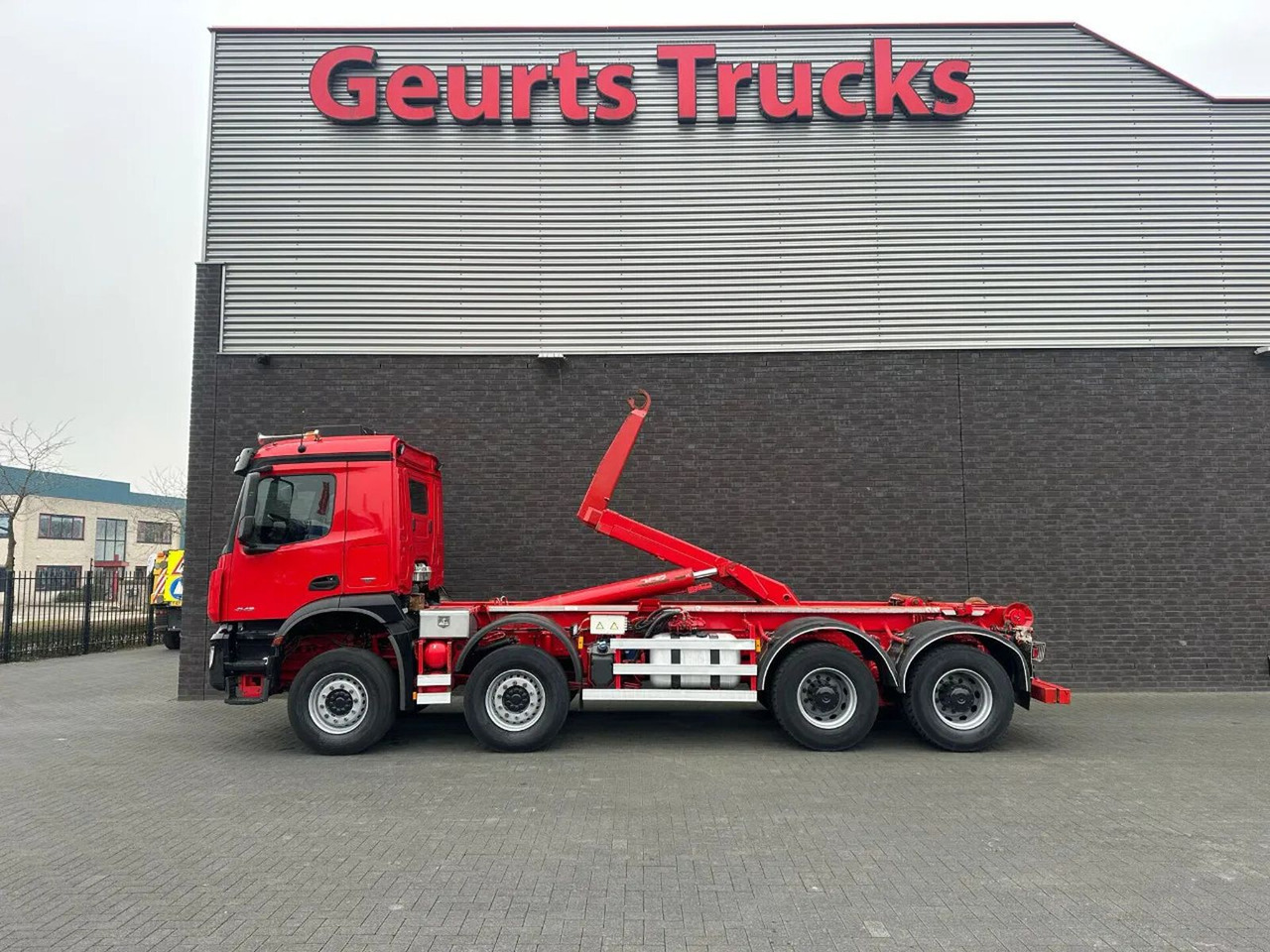 Mercedes-Benz Arocs 8X4 VDL S-30-6600 HAAKARMSYSTEEM/ABROLLKIP - Lastbil kroghejs: billede 1 Mercedes-Benz Arocs 8X4 VDL S-30-6600 HAAKARMSYSTEEM/ABROLLKIP - Lastbil kroghejs: billede 1