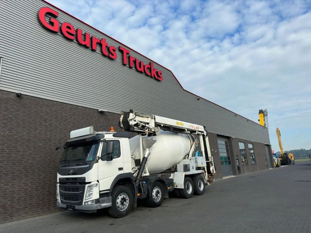 Volvo FM 410 8X4 + STETTER 9 M3 MIXER/MISCHER + THEAM - Betonbil: billede 2 Volvo FM 410 8X4 + STETTER 9 M3 MIXER/MISCHER + THEAM - Betonbil: billede 2