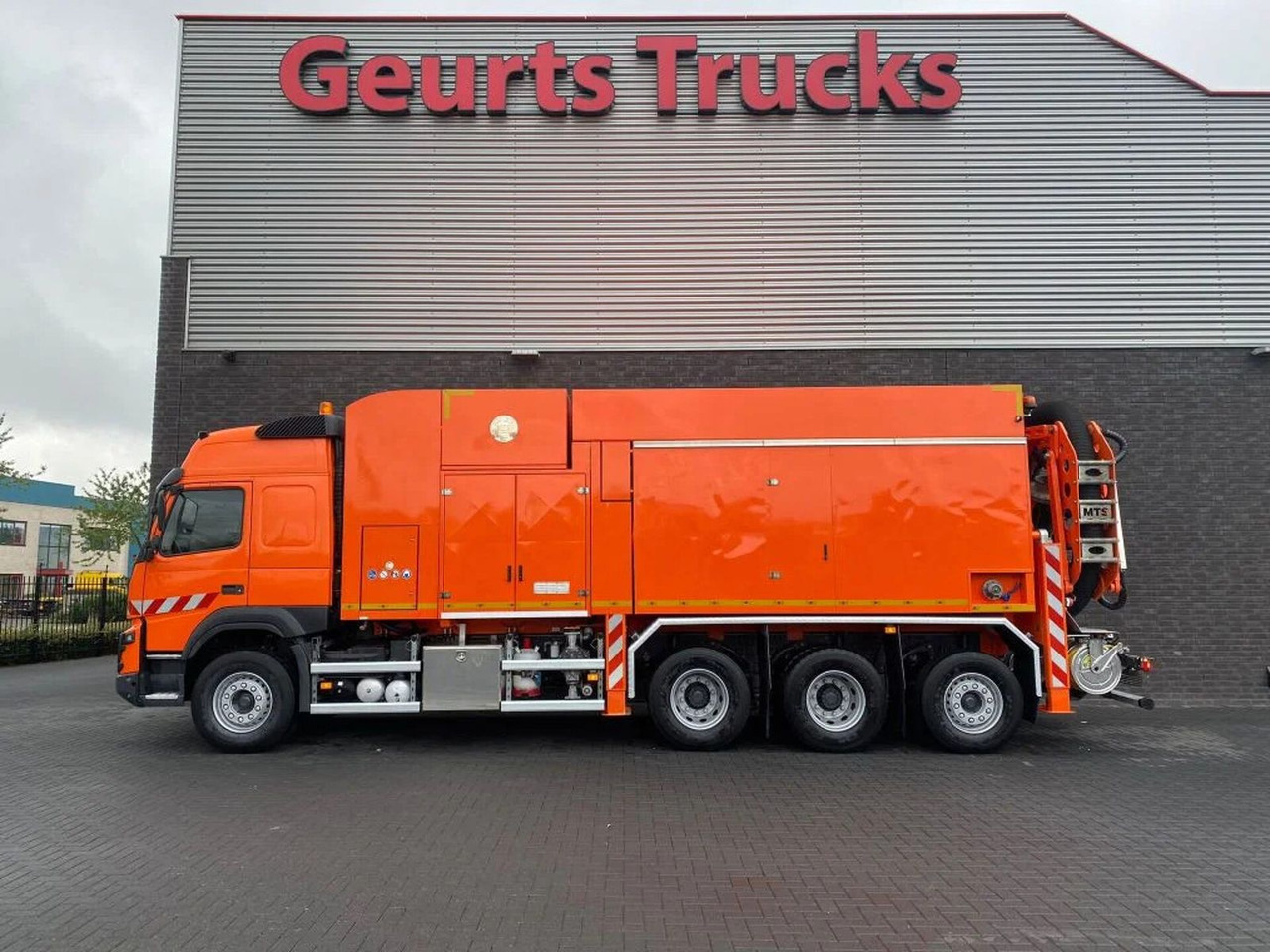 Volvo FMX 510 8X4 TRIDEM + MTS DINO 5 SAUGBAGGER/SUCTI - Slamsugemaskine: billede 1 Volvo FMX 510 8X4 TRIDEM + MTS DINO 5 SAUGBAGGER/SUCTI - Slamsugemaskine: billede 1