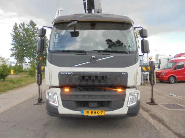 Volvo FE 320 6X2 NL TRUCK - Affaldsmaskine: billede 2 Volvo FE 320 6X2 NL TRUCK - Affaldsmaskine: billede 2