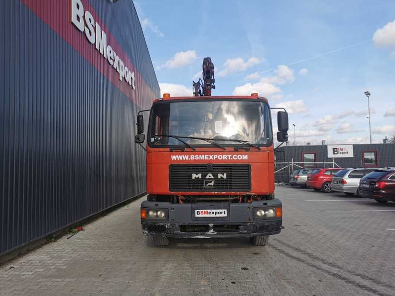 MAN 25.422 flatbed truck - Lastbil med lad, Lastbil med kran: billede 2 MAN 25.422 flatbed truck - Lastbil med lad, Lastbil med kran: billede 2