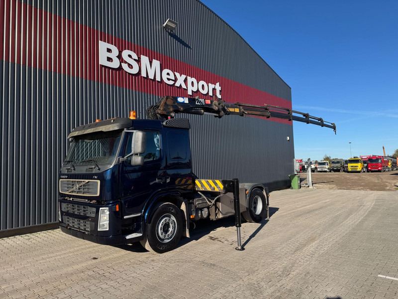 Volvo FM 12 + HMF 2220 K5 + remote control - Trækker: billede 1 Volvo FM 12 + HMF 2220 K5 + remote control - Trækker: billede 1