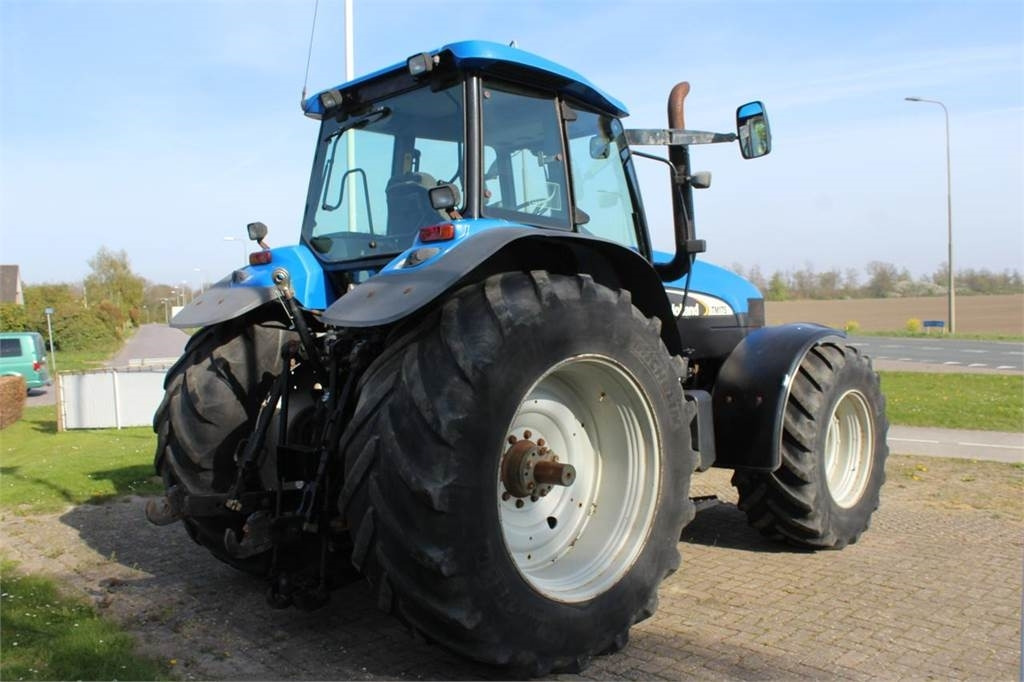 New Holland TM175 - Traktor: billede 3 New Holland TM175 - Traktor: billede 3