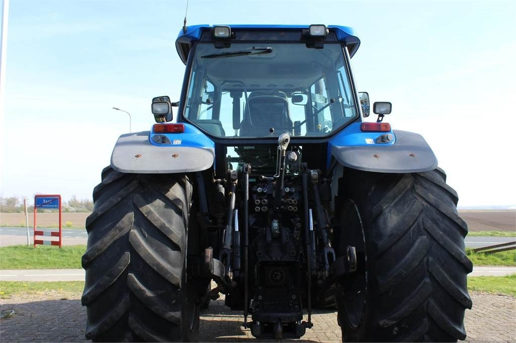 New Holland TM175 - Traktor: billede 5 New Holland TM175 - Traktor: billede 5