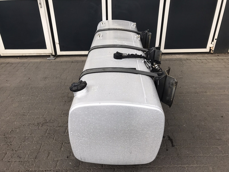 DAF - Brændstoftank for Lastbil: billede 2 DAF - Brændstoftank for Lastbil: billede 2