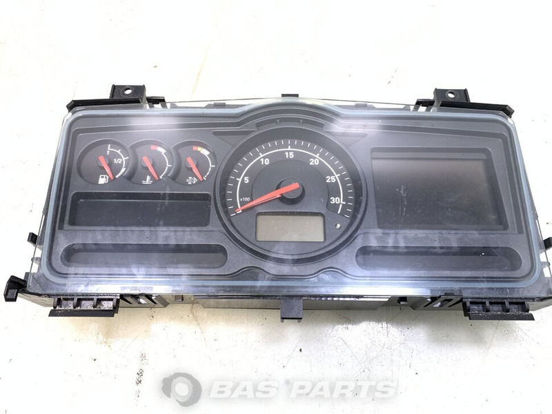 Renault D-Serie - Instrumentbræt for Lastbil: billede 1 Renault D-Serie - Instrumentbræt for Lastbil: billede 1