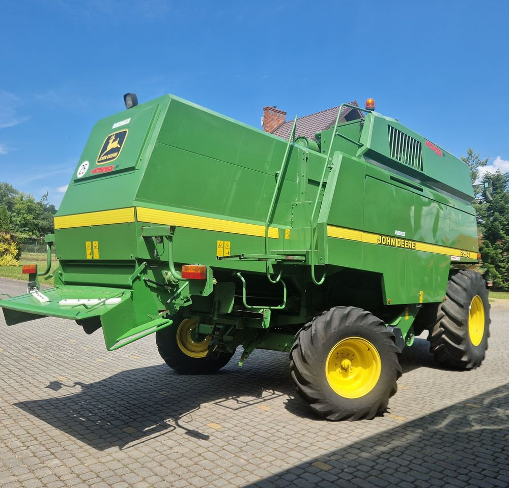 Kombajn zbożawy John deere 2254 2000 Kombajn John Deere JD - Mejetærsker: billede 3 Kombajn zbożawy John deere 2254 2000 Kombajn John Deere JD - Mejetærsker: billede 3