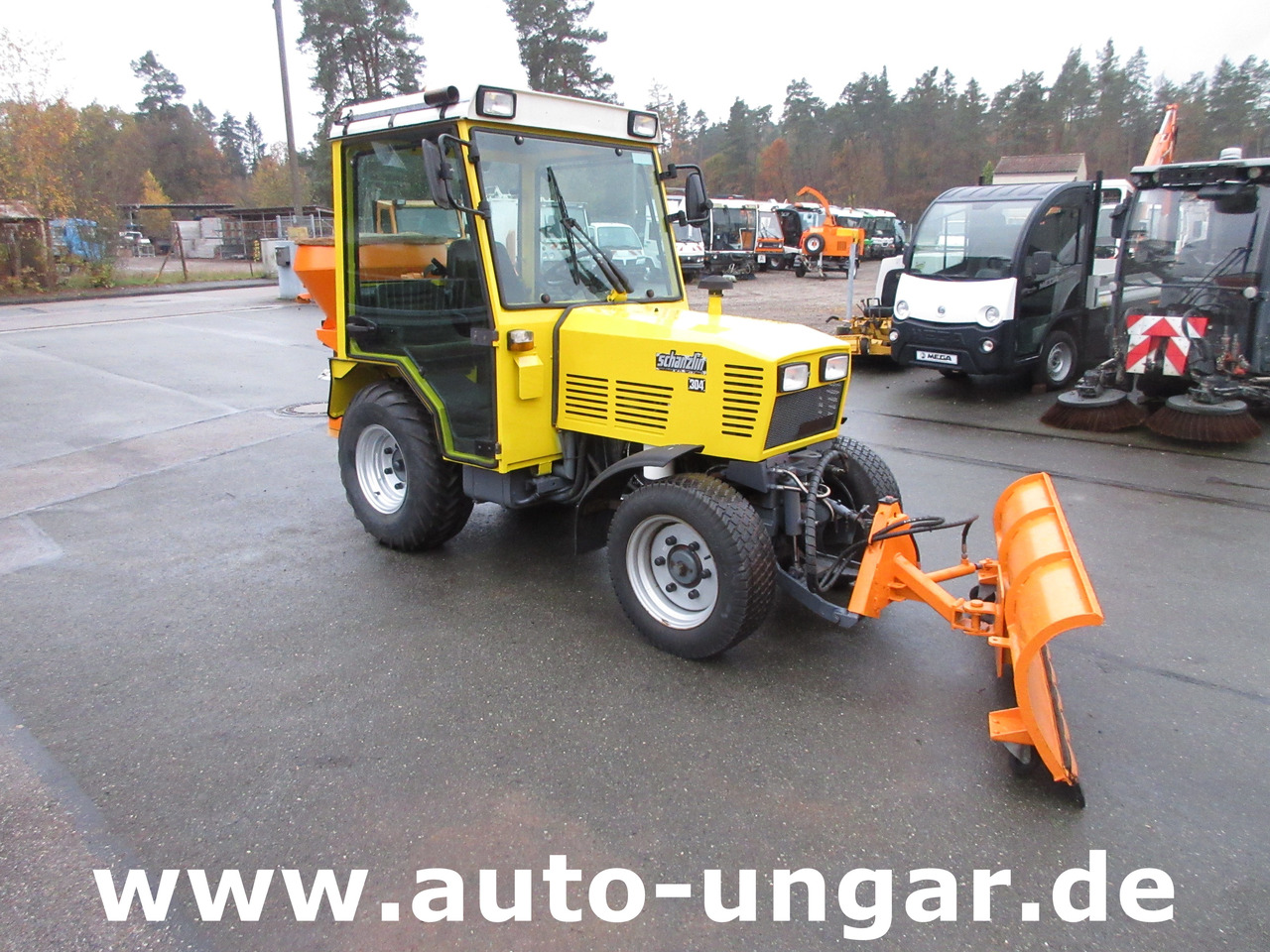 Schanzlin 304 Diesel 4x4 Winterdienst Pflug & Streuer 2-Sitzer Zapfwelle - Kommunal traktor: billede 2 Schanzlin 304 Diesel 4x4 Winterdienst Pflug & Streuer 2-Sitzer Zapfwelle - Kommunal traktor: billede 2