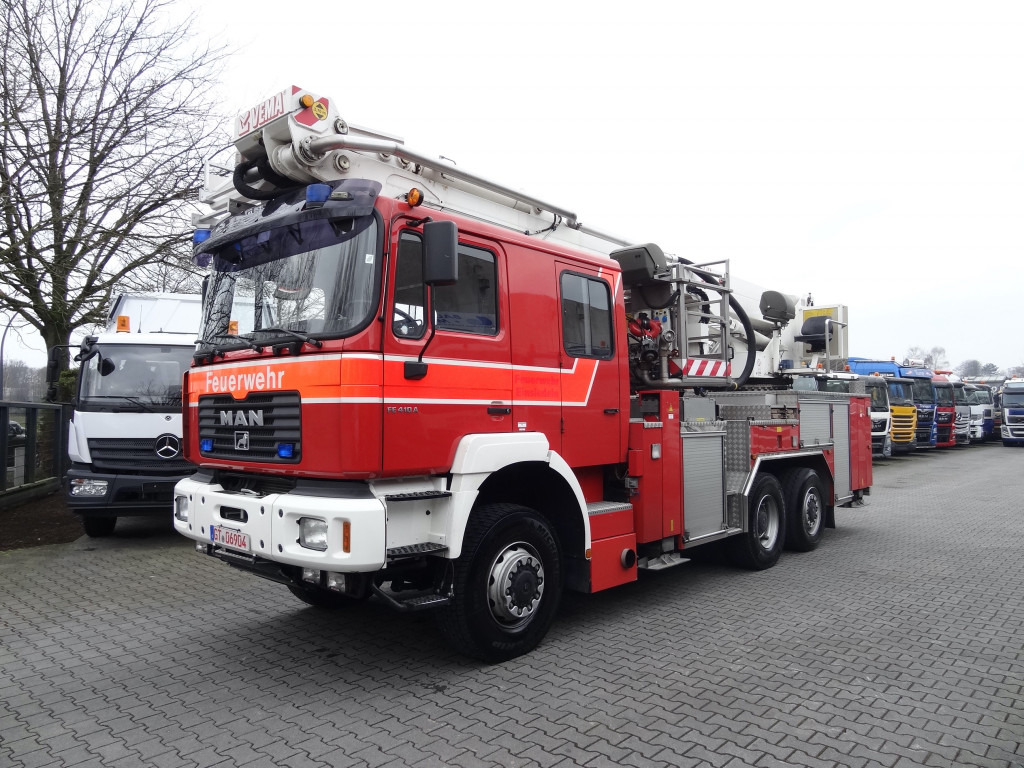 MAN FE 410 6X6 Feuerwehr Vema Lift 32 Meter - Lastbil med mandskabslift: billede 1 MAN FE 410 6X6 Feuerwehr Vema Lift 32 Meter - Lastbil med mandskabslift: billede 1