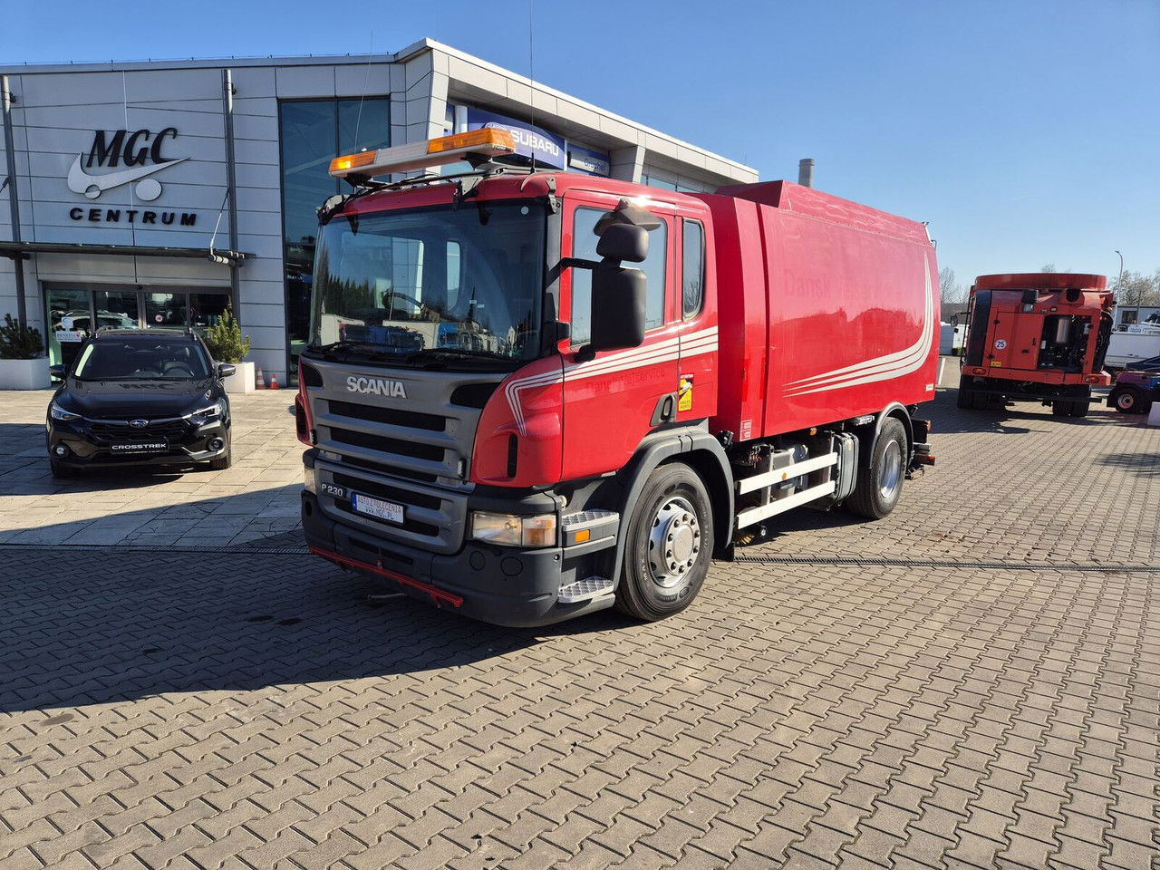 Scania P230 4X2 / Sweeper / Johnston VX800 / Sprayer / LOW Mileage / - Fejebil: billede 1 Scania P230 4X2 / Sweeper / Johnston VX800 / Sprayer / LOW Mileage / - Fejebil: billede 1
