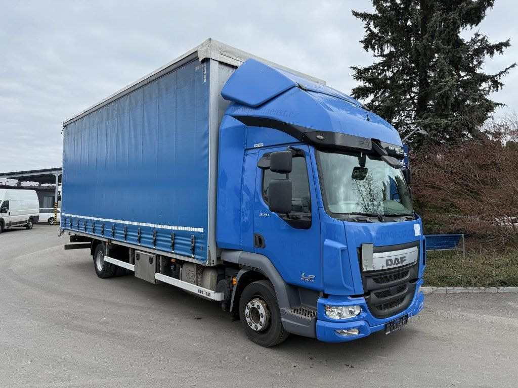DAF LF220 EURO 6 - Lastbil med presenning: billede 2 DAF LF220 EURO 6 - Lastbil med presenning: billede 2