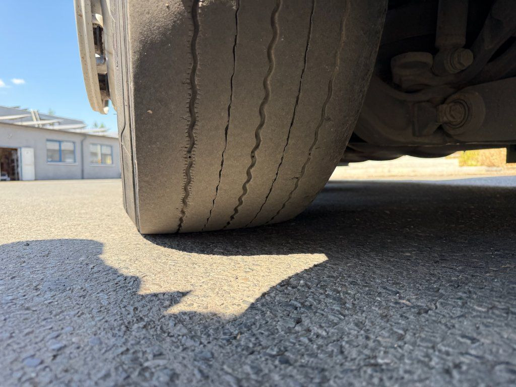 Trækker Mercedes-Benz 1845 Actros EURO 6 MEGA/lowdeck: billede 9