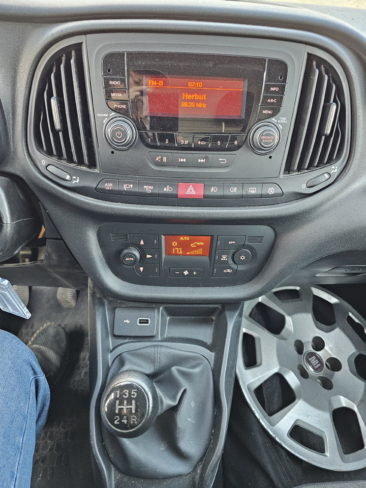 FIAT DOBLO LONG CHLODNIA carrier+230v KLIMA EURO6 - Kølebil: billede 5 FIAT DOBLO LONG CHLODNIA carrier+230v KLIMA EURO6 - Kølebil: billede 5