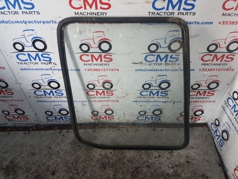 Ford 4600, Tw, 600, 700 Series Q Cab Door Glass Upper Rh&lh With Seal 83914255 - Vindue og reservedele for Traktor: billede 1 Ford 4600, Tw, 600, 700 Series Q Cab Door Glass Upper Rh&lh With Seal 83914255 - Vindue og reservedele for Traktor: billede 1