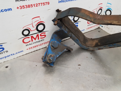 Ford 7610 5610, 6610, 6810, 7710 Sq Cab Fuel Tank Support E4nn9n204bb, 83955886 - Brændstoftank: billede 2 Ford 7610 5610, 6610, 6810, 7710 Sq Cab Fuel Tank Support E4nn9n204bb, 83955886 - Brændstoftank: billede 2