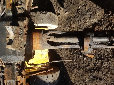 New Holland Front Axle Suspension Bracket Arm Assy 87383924, 87601964 - Affjedring for Traktor: billede 3 New Holland Front Axle Suspension Bracket Arm Assy 87383924, 87601964 - Affjedring for Traktor: billede 3