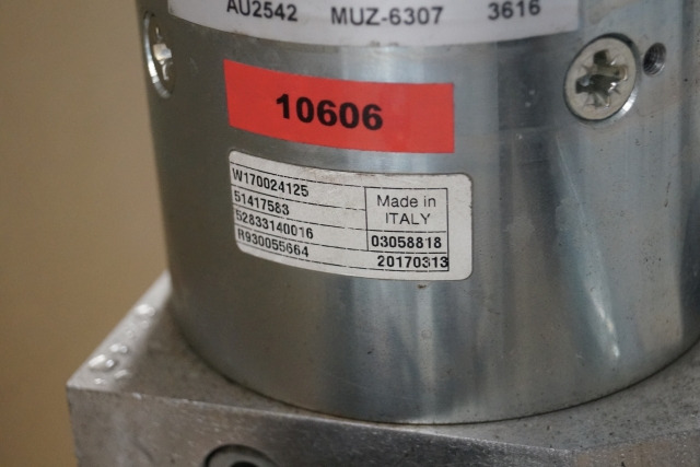 Jungheinrich 51417583 | Pumpmotor with tank and valve block 24V 2,2KW code R9320 Pumpmotor with tank and valve block 24V 2,2KW code R932010341 for EJD220 year 2016 - Hydraulikpumpe for Materialehåndteringsudstyr: billede 2 Jungheinrich 51417583 | Pumpmotor with tank and valve block 24V 2,2KW code R9320 Pumpmotor with tank and valve block 24V 2,2KW code R932010341 for EJD220 year 2016 - Hydraulikpumpe for Materialehåndteringsudstyr: billede 2