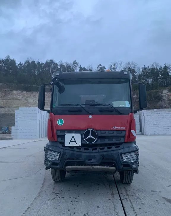 Mercedes-Benz Arocs 4146 8x4 | Wywrotka Trójstronna | 460 KM | Euro 6 | Retarder | - Tipvogn lastbil: billede 3 Mercedes-Benz Arocs 4146 8x4 | Wywrotka Trójstronna | 460 KM | Euro 6 | Retarder | - Tipvogn lastbil: billede 3