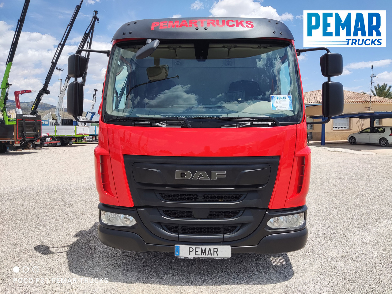 DAF LF 210 GRUA CAJA FIJA - Lastbil med lad, Lastbil med kran: billede 3 DAF LF 210 GRUA CAJA FIJA - Lastbil med lad, Lastbil med kran: billede 3