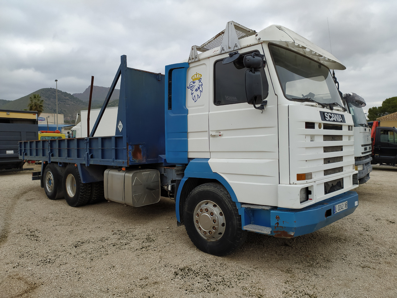 SCANIA 143 420 BASCULANTE - Tipvogn lastbil: billede 3 SCANIA 143 420 BASCULANTE - Tipvogn lastbil: billede 3