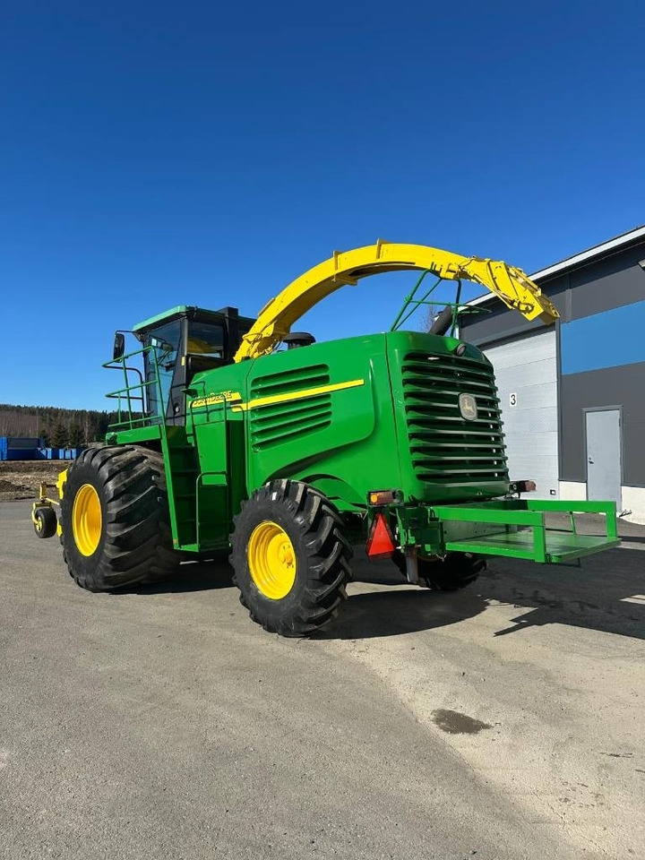 John Deere 7200 - Grønthøster: billede 3 John Deere 7200 - Grønthøster: billede 3
