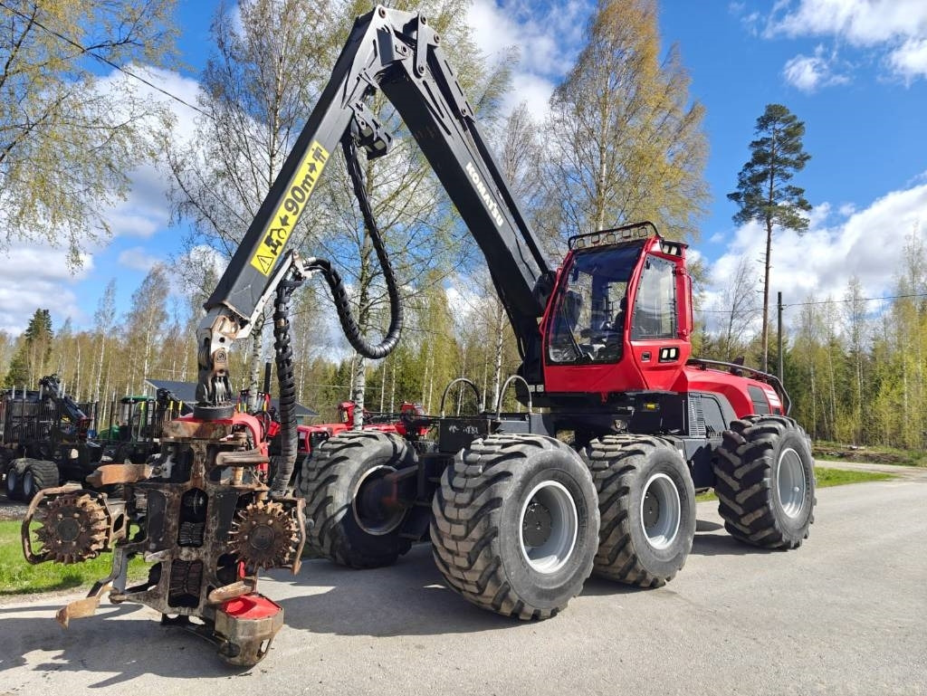 Komatsu 951 - Skovmaskine: billede 1 Komatsu 951 - Skovmaskine: billede 1