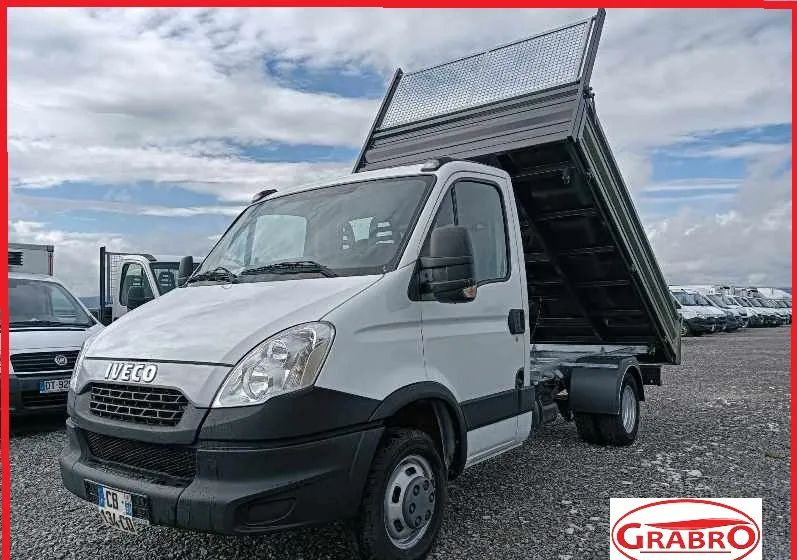 Iveco DAILY 35C11, 35C12, 35C15 - Ladbil med tip: billede 1 Iveco DAILY 35C11, 35C12, 35C15 - Ladbil med tip: billede 1