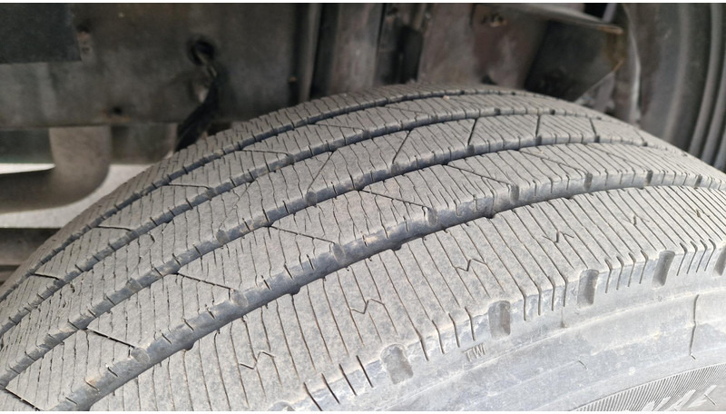 Lastbil med lad, Lastbil med kran Volvo FL220 4X2 Palfinger PK7501: billede 16