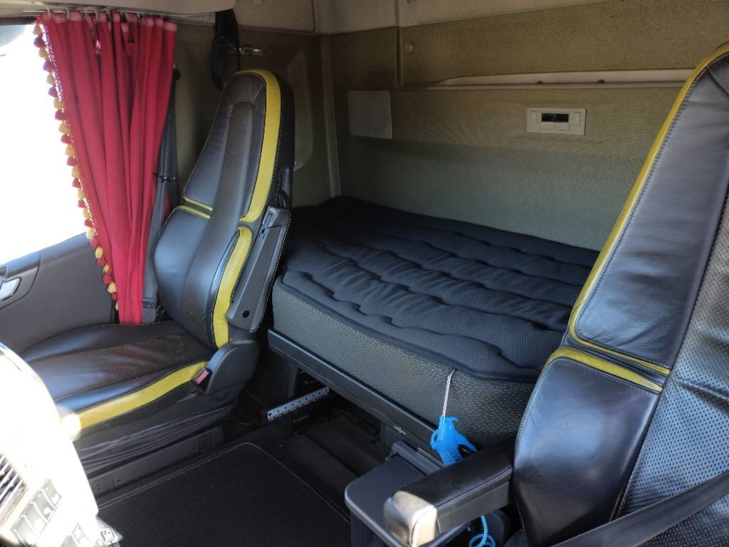 Lastbil chassis Volvo FH750 8x4 alusta: billede 7