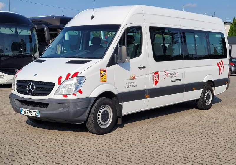 Mercedes-Benz SPRINTER TRANSFER / SPROWADZONY/ 4 SZTUKI - Minibus, Persontransport: billede 1 Mercedes-Benz SPRINTER TRANSFER / SPROWADZONY/ 4 SZTUKI - Minibus, Persontransport: billede 1