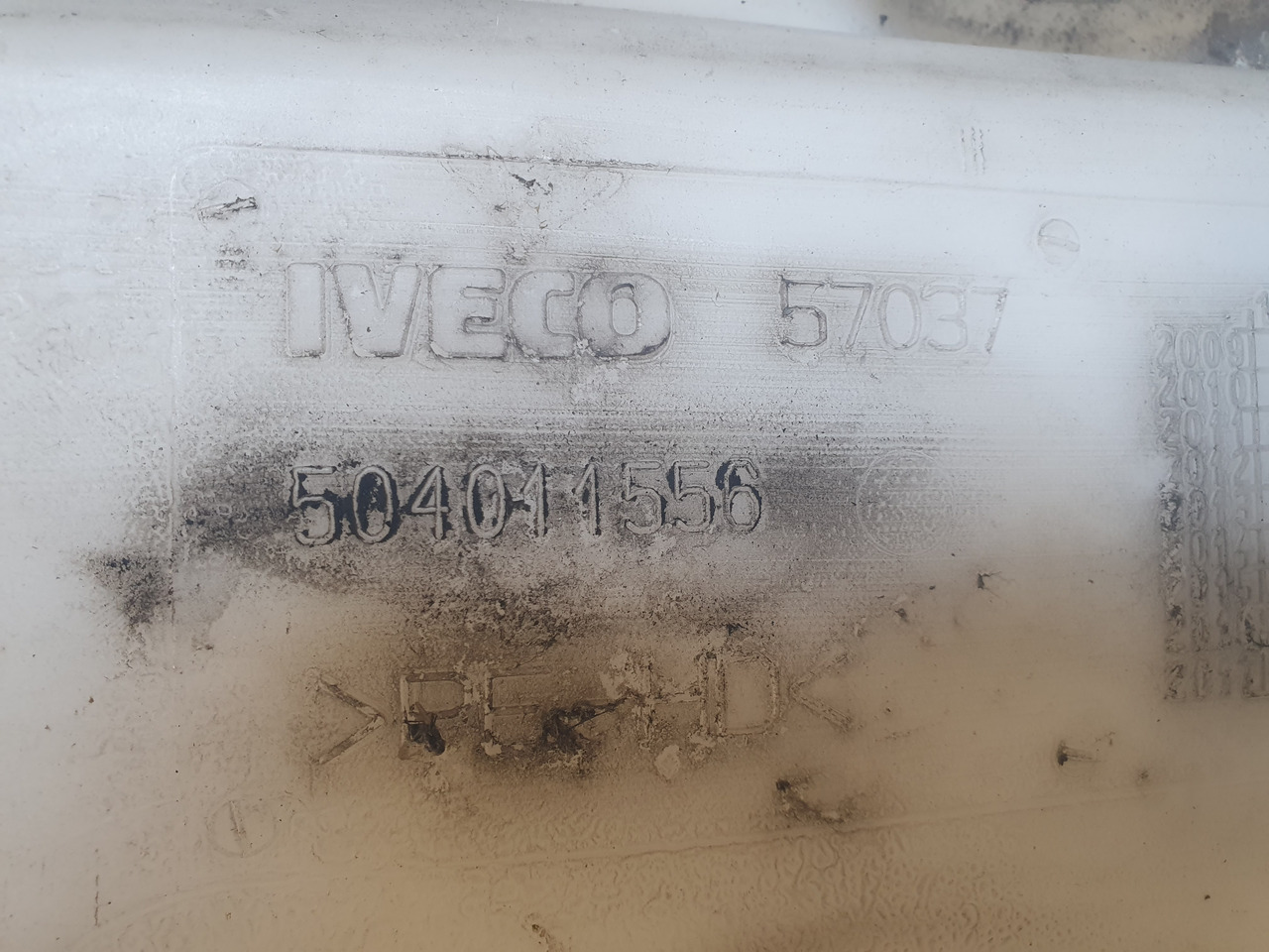 IVECO IVECO STRALIS EURO6 washer fluid tank, expansion reservoir tank, engine cooling system 504011556, 5802183255, 504013201, 5802784508, 41215632, 41215631, 500190338. - Reservedel for Lastbil: billede 4 IVECO IVECO STRALIS EURO6 washer fluid tank, expansion reservoir tank, engine cooling system 504011556, 5802183255, 504013201, 5802784508, 41215632, 41215631, 500190338. - Reservedel for Lastbil: billede 4