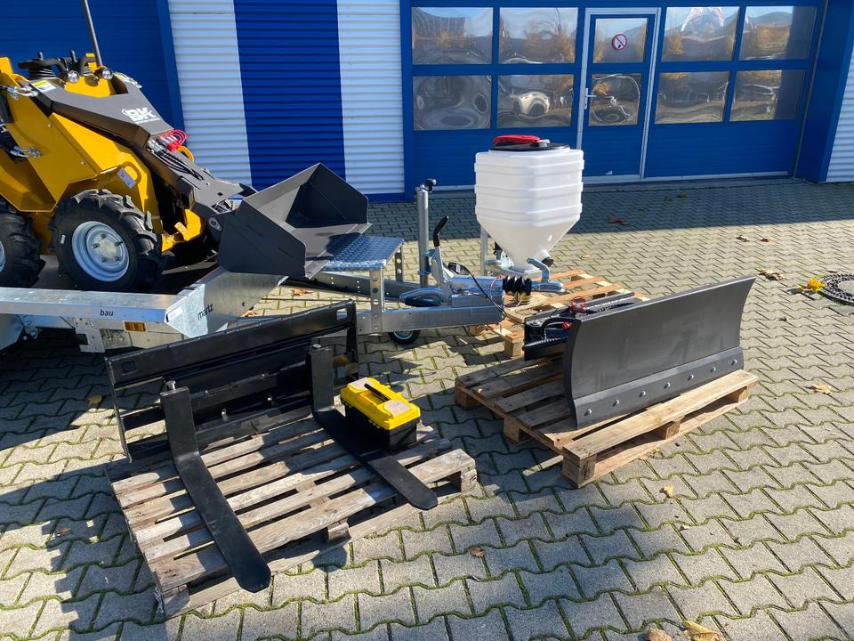 Radlader/Mini-Radlader BK360SW inkl. Tieflader und Winter-Komplettpaket *INKL.19% MWST*BERGER KRAUS*B&S MOTOR*SOFORT!* - Minilæsser, Anhænger: billede 3 Radlader/Mini-Radlader BK360SW inkl. Tieflader und Winter-Komplettpaket *INKL.19% MWST*BERGER KRAUS*B&S MOTOR*SOFORT!* - Minilæsser, Anhænger: billede 3